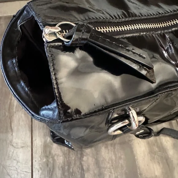 Embossed coach bag - Picture 14 of 15